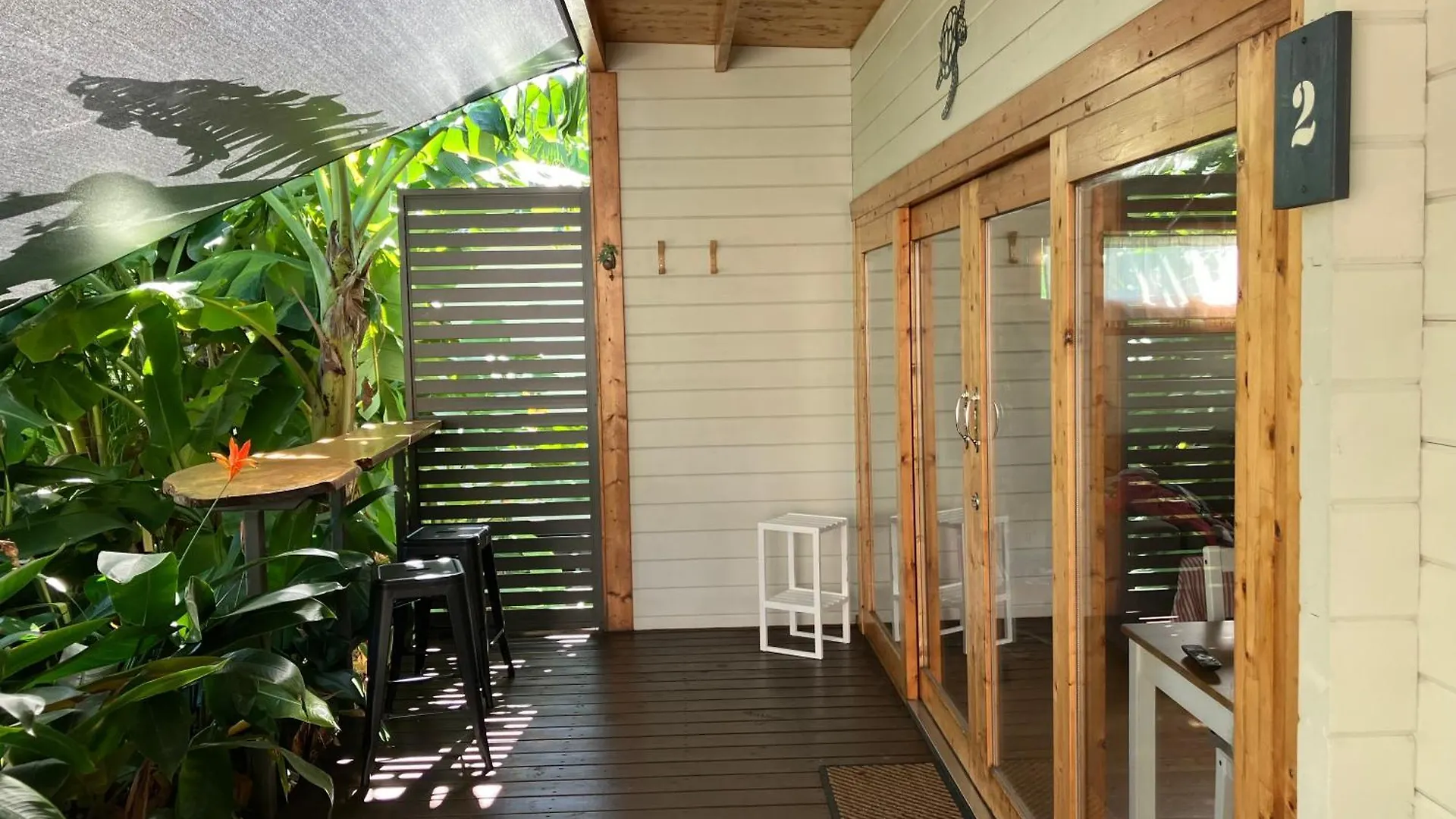 Kapok Pod Entire Studio Horseshoe Bay